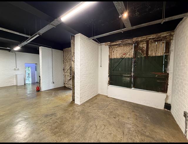 177M² BUILDING TO LET IN CAPE TOWN CITY CENTRE